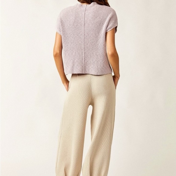 Freya Sweater Set - Picture 2 of 6